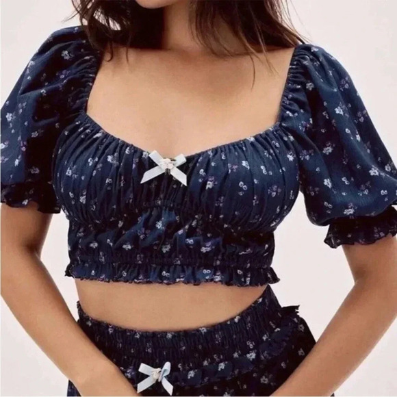 For Love & Lemons Top Womens Xs Navy Blue Floral Pointelle Lola Cropped Ruffle - Picture 1 of 3